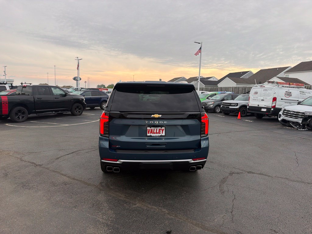 Used 2025 Chevrolet Tahoe High Country AWD/4WD image 7