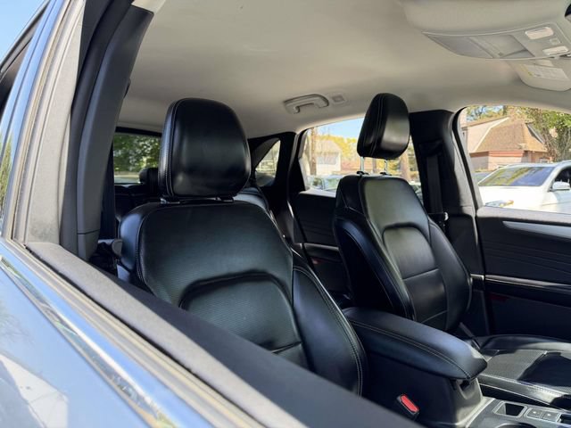 Used 2024 Ford Escape Platinum AWD/4WD image 12