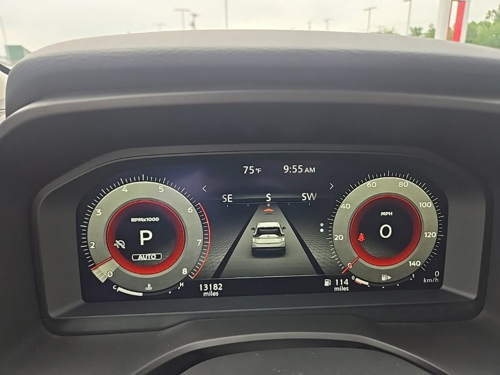 Used 2025 Nissan Rogue Platinum w/ Platinum Premium Package AWD/4WD image 13