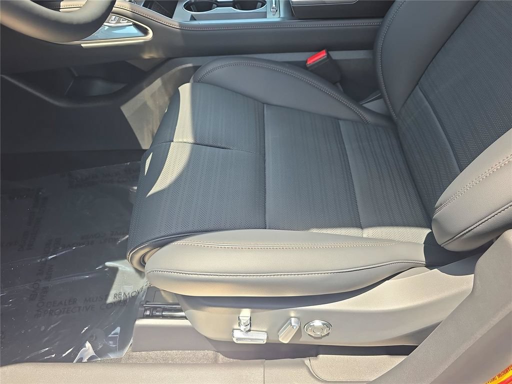 New 2026 Lincoln Nautilus Reserve AWD/4WD image 14