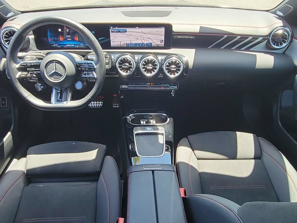 Used 2025 Mercedes-Benz CLA 35 AMG 4MATIC image 21