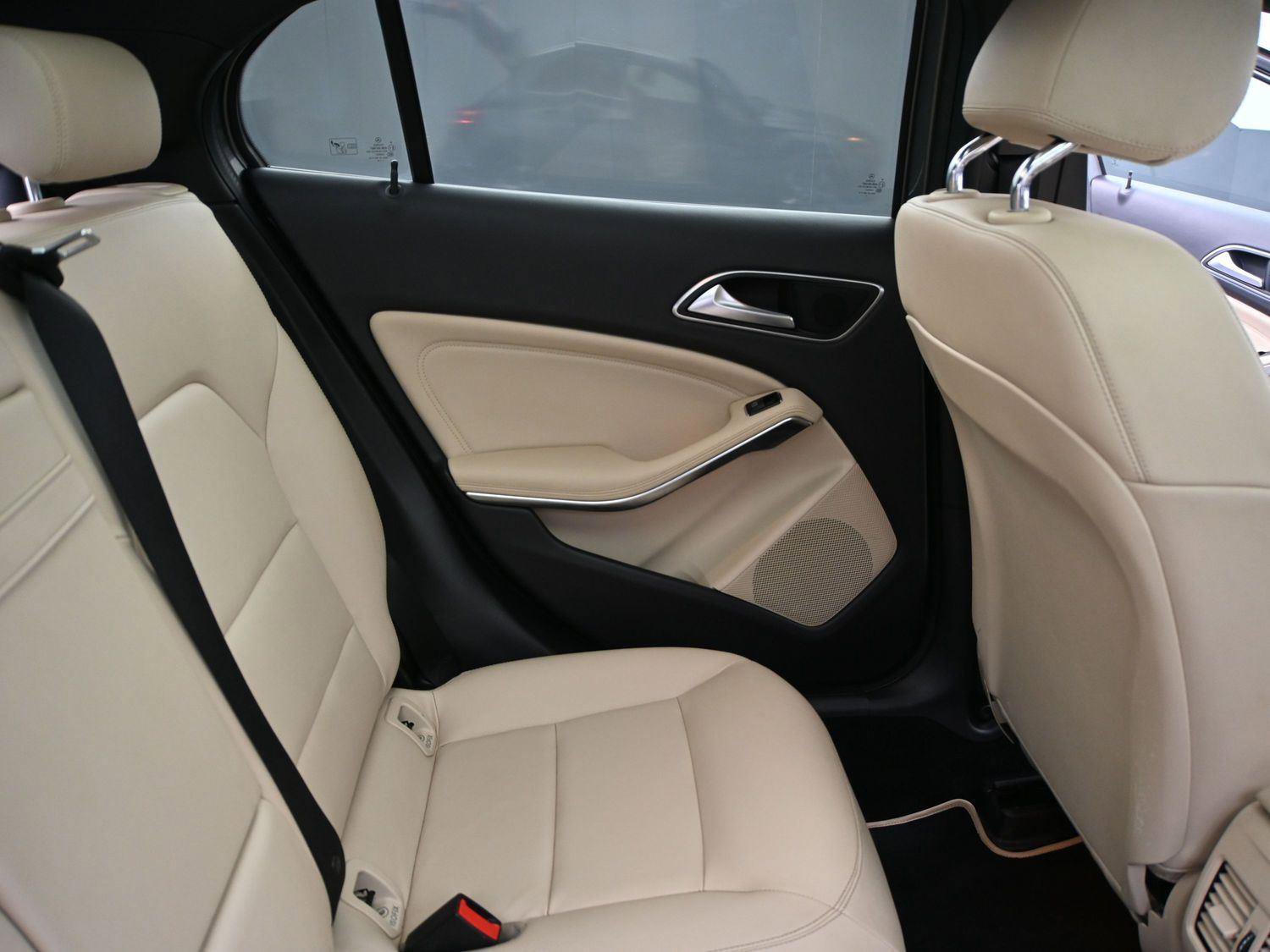 Used 2020 Mercedes-Benz GLA 250 4MATIC image 20