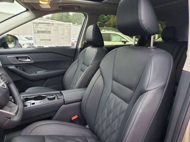 New 2026 Nissan Rogue Platinum image 22