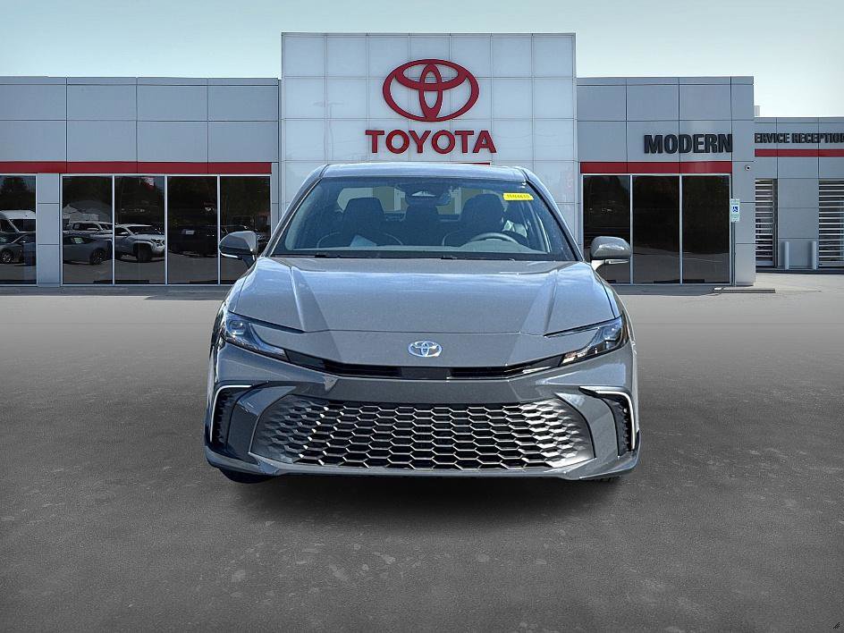 New 2026 Toyota Camry SE image 2