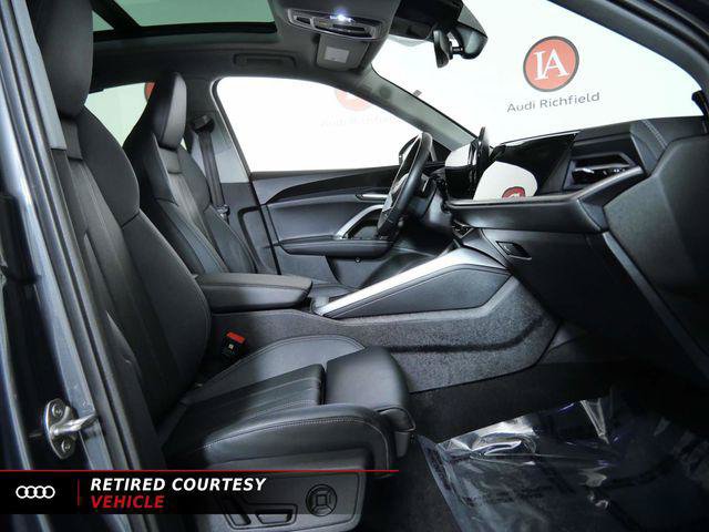 Used 2025 Audi Q5 Premium Plus w/ Premium Plus AWD/4WD image 12