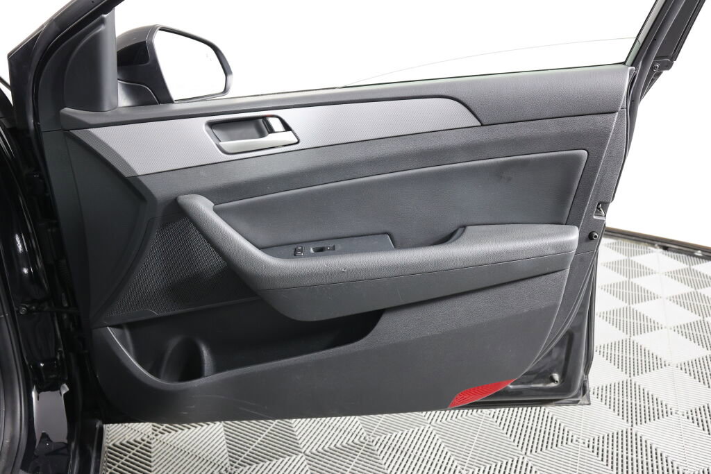 Used 2018 Hyundai Sonata SEL FWD image 25