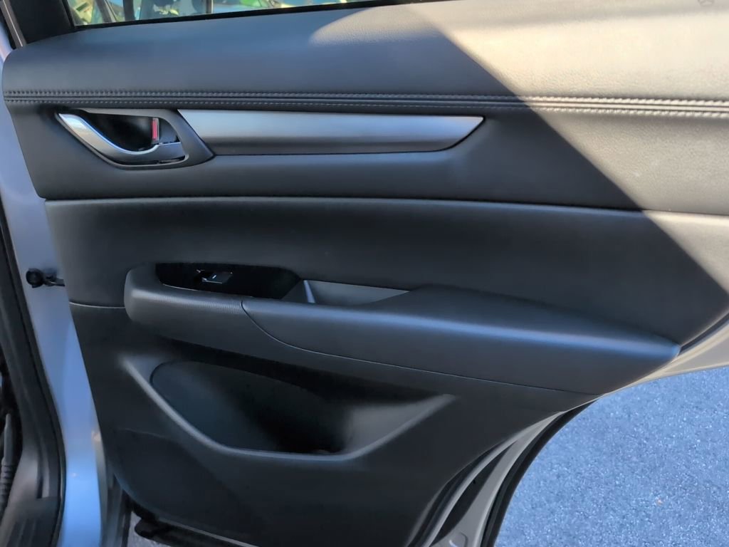 Used 2023 MAZDA CX-5 AWD 2.5 S w/ Select Package image 11