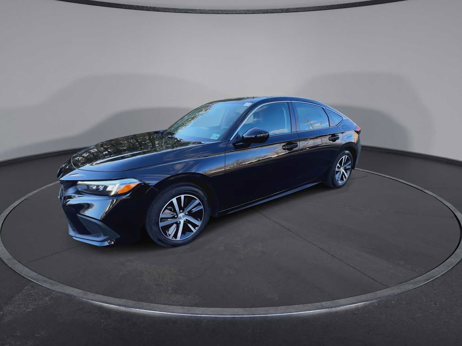 Used 2024 Honda Civic LX image 4