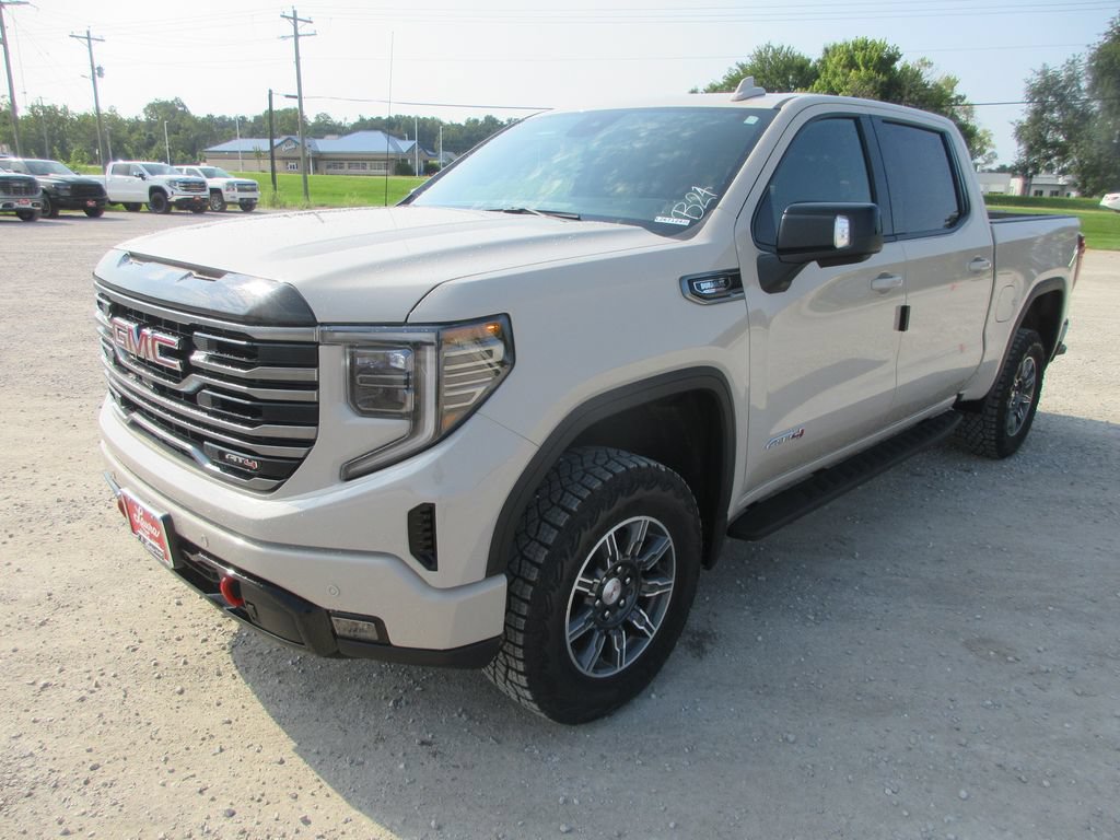 New 2026 GMC Sierra 1500 AT4 w/ AT4 Premium Package AWD/4WD image 11