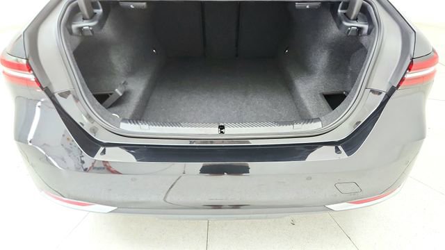 Used 2026 BMW 530i RWD image 12