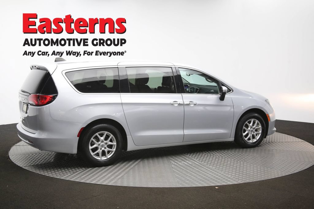 Used 2023 Chrysler Voyager LX FWD image 43
