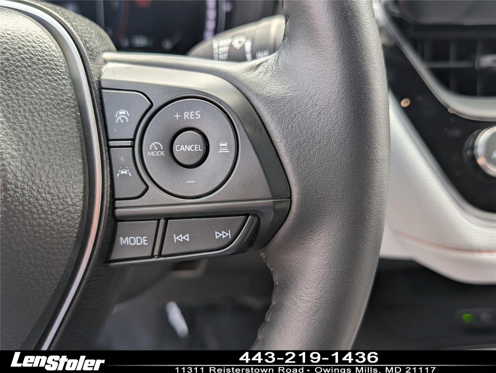 Used 2025 Toyota Corolla FX w/ Convenience Package FWD image 19