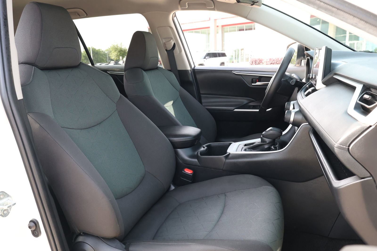 Used 2024 Toyota RAV4 XLE w/ Weather Package image 30