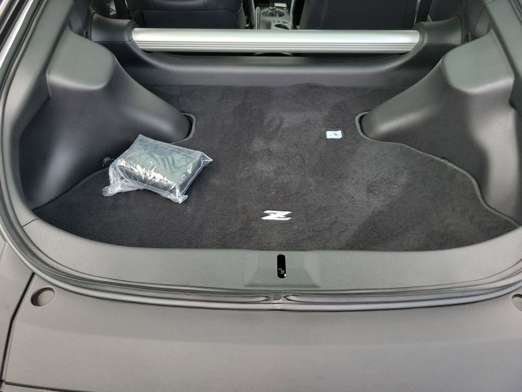 Used 2024 Nissan Z Performance w/ Floor Mat Package image 28