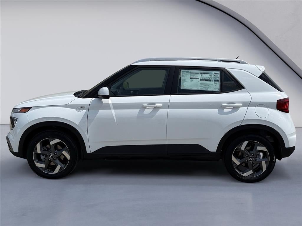 New 2026 Hyundai Venue SEL FWD image 2