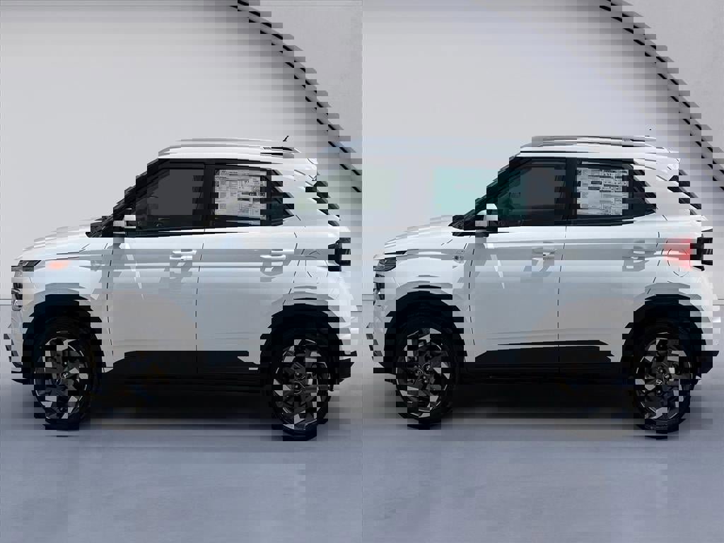 New 2026 Hyundai Venue SEL image 2
