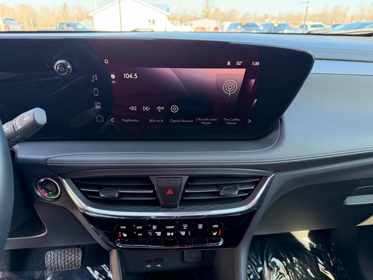 Used 2024 Buick Encore GX Avenir w/ Avenir Technology Package image 28