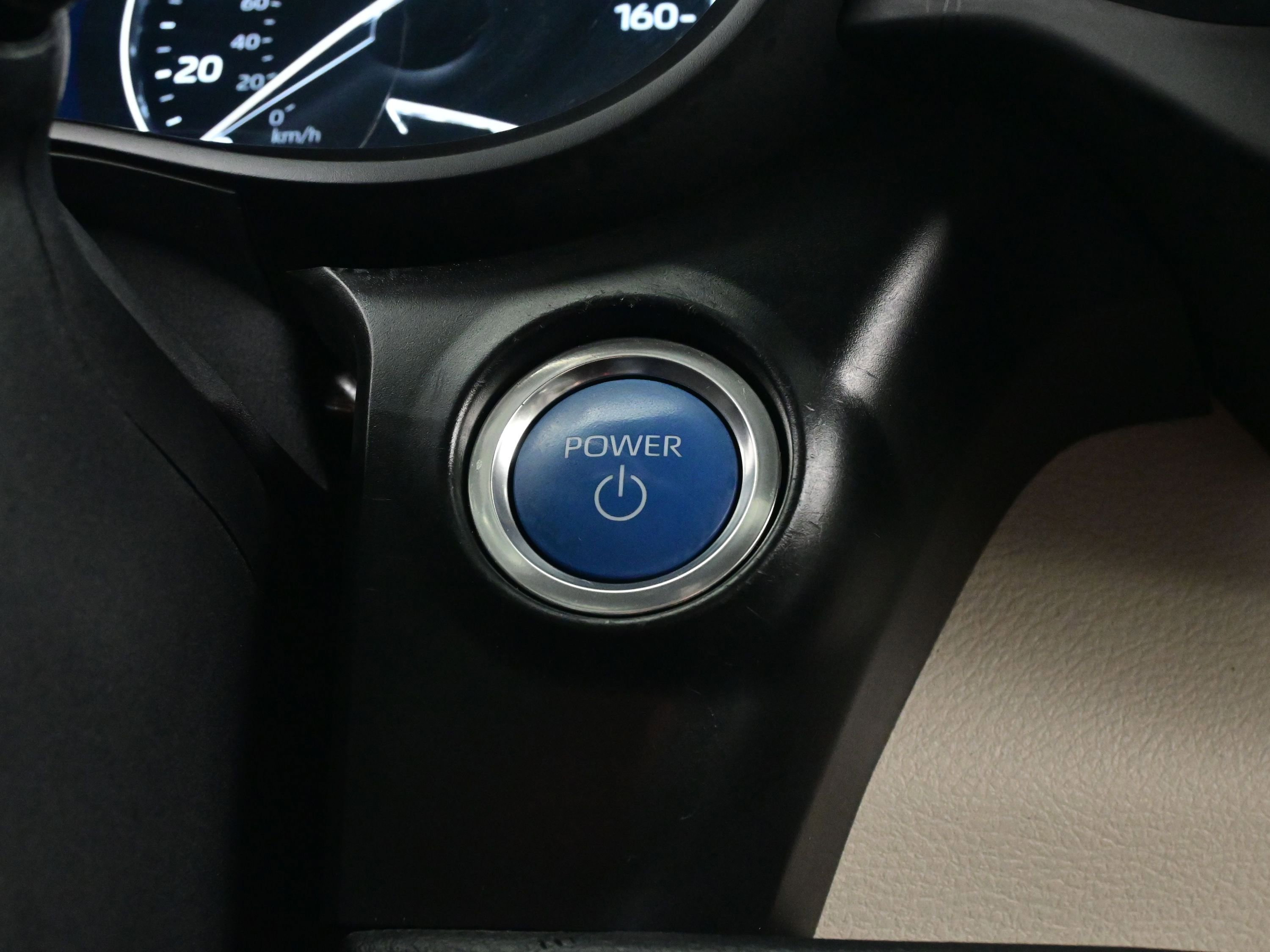 Used 2024 Toyota Sienna Platinum image 23