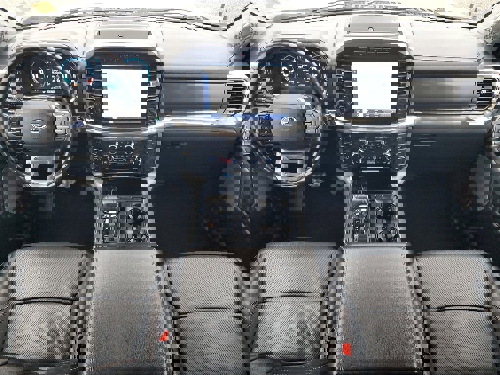 Used 2021 Ford F150 Lariat w/ Equipment Group 501A Mid image 25