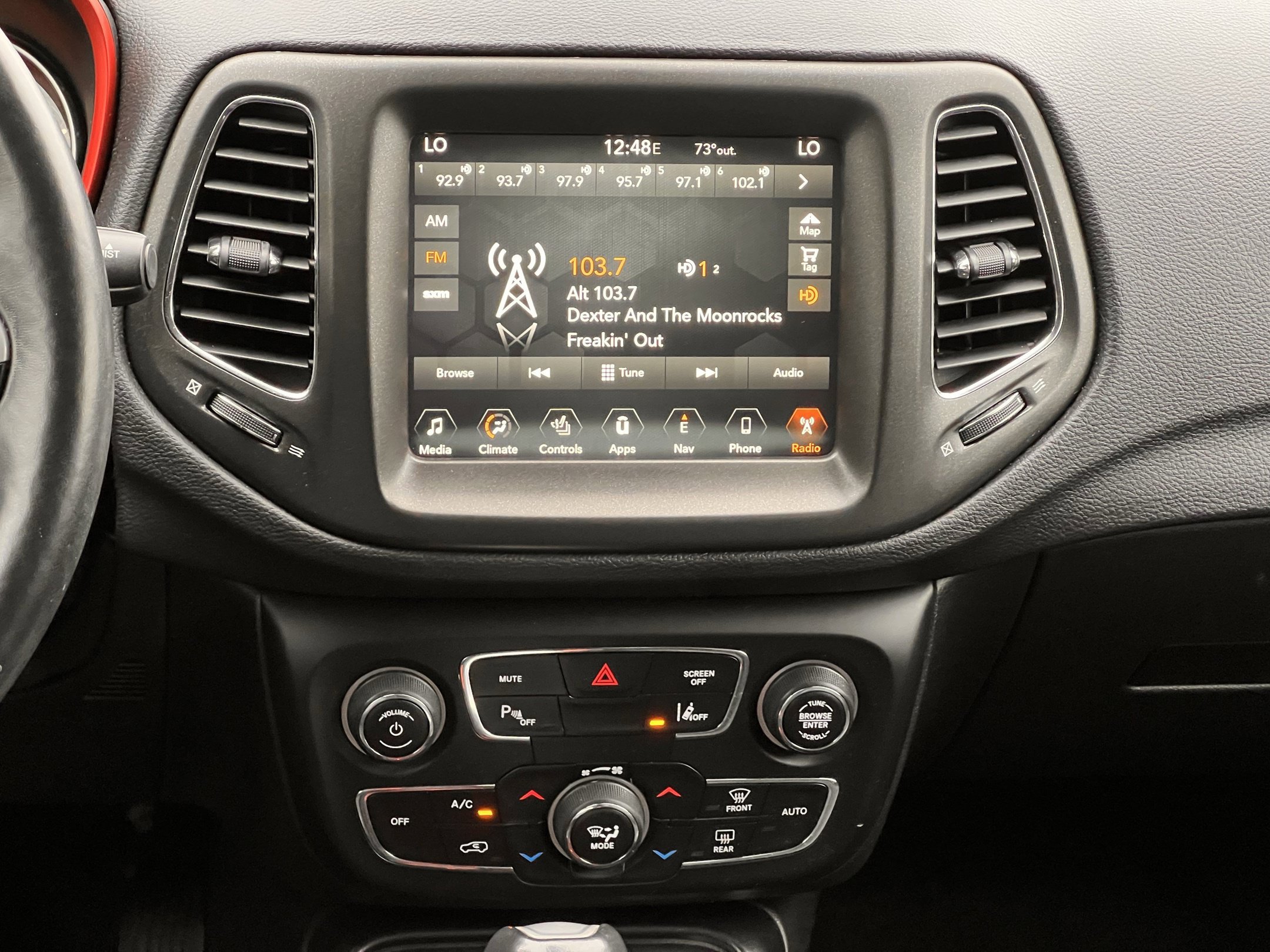 Used 2018 Jeep Compass Trailhawk w/ Leather Interior Group AWD/4WD image 18