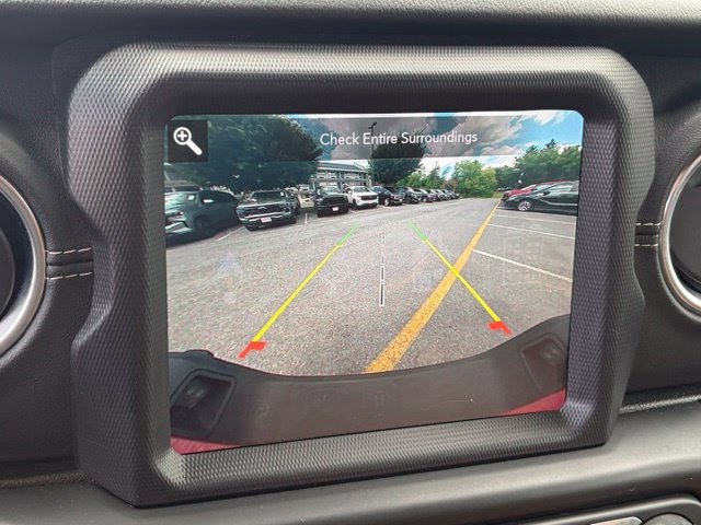 Used 2020 Jeep Gladiator Overland w/ Popular Equipment Package AWD/4WD image 21