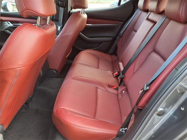 New 2026 MAZDA MAZDA3 Hatchback w/Premium Plus Pkg image 14