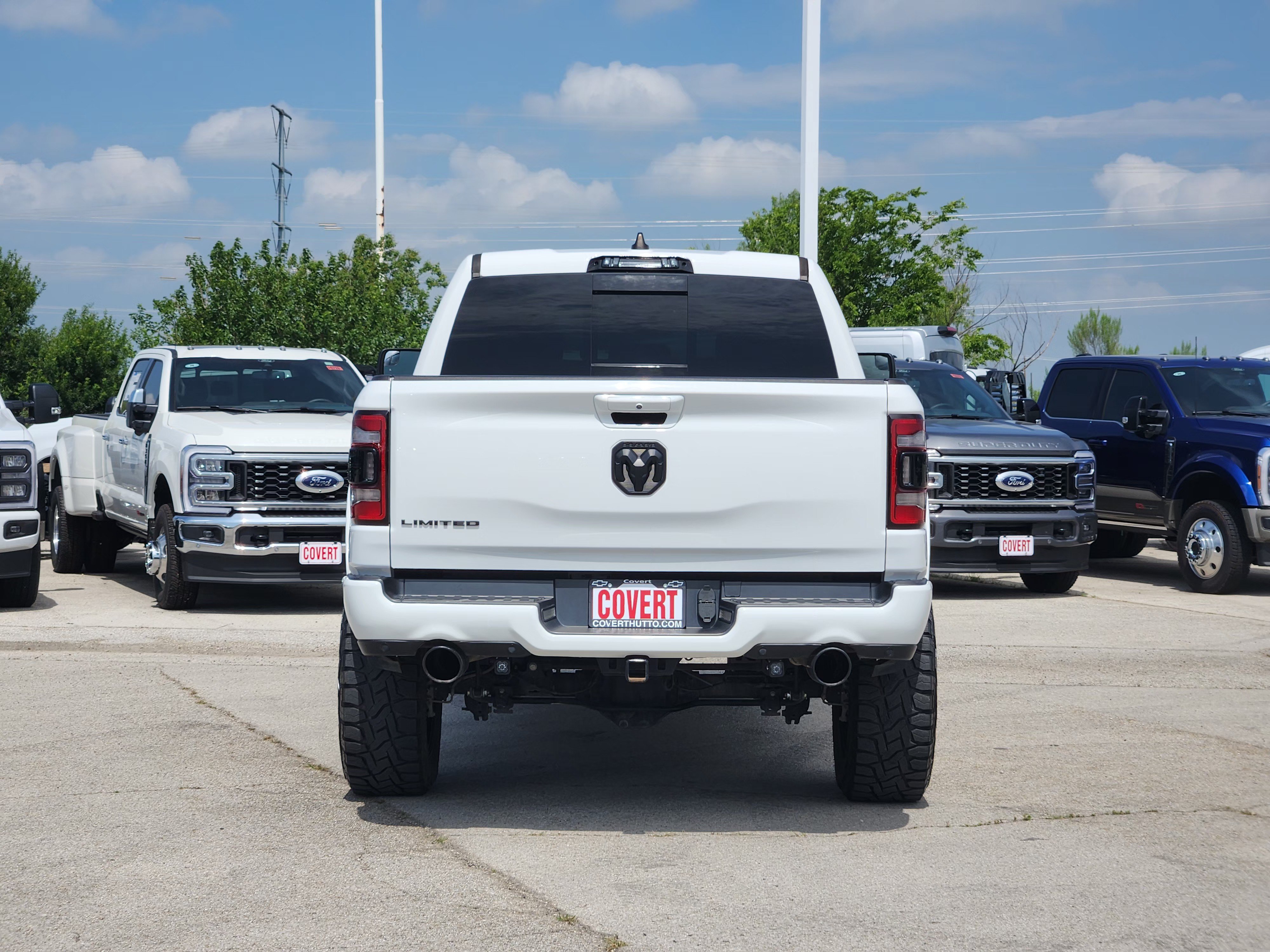 Used 2022 RAM 1500 Limited w/ Night Edition RWD image 6