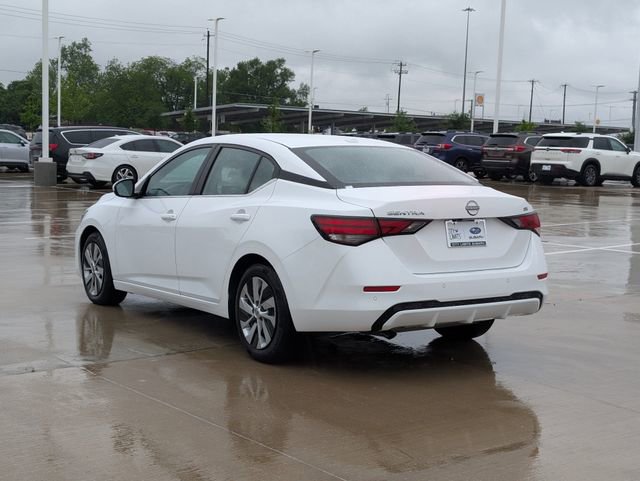 Used 2024 Nissan Sentra SV FWD image 4