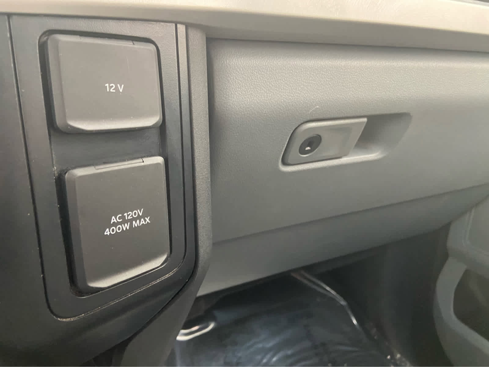 Used 2024 Ford F350 XLT image 33