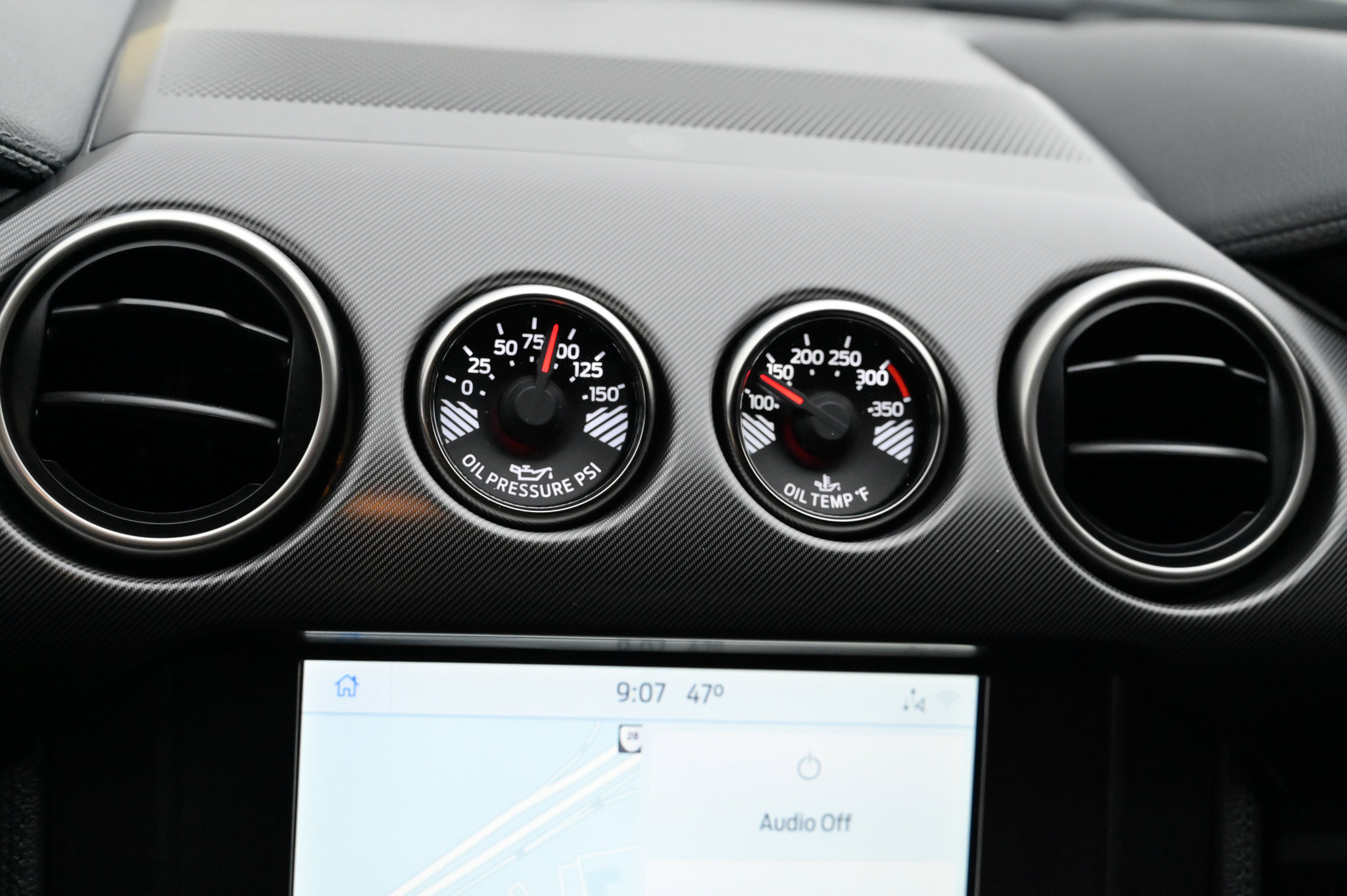 Used 2022 Ford Mustang Shelby GT500 w/ Technology Package image 32