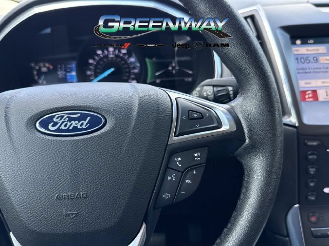 Used 2019 Ford Edge Titanium FWD image 31