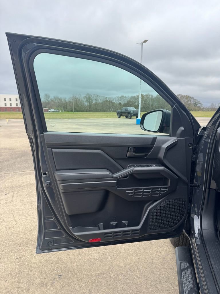 Used 2026 Toyota Tacoma SR image 13