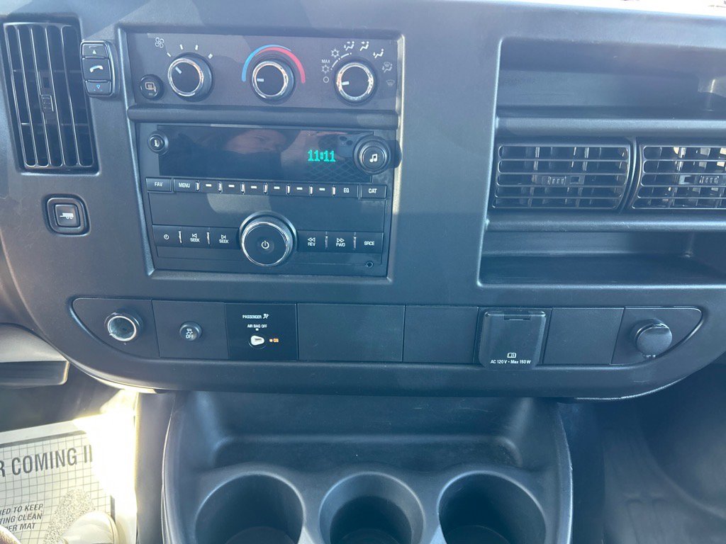 Used 2020 Chevrolet Express 2500 image 21