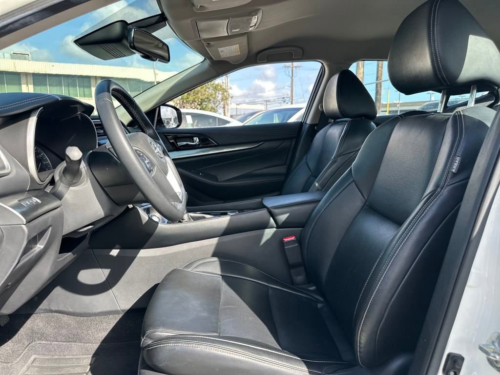 Used 2023 Nissan Maxima SV w/ Floor Mat Group image 13