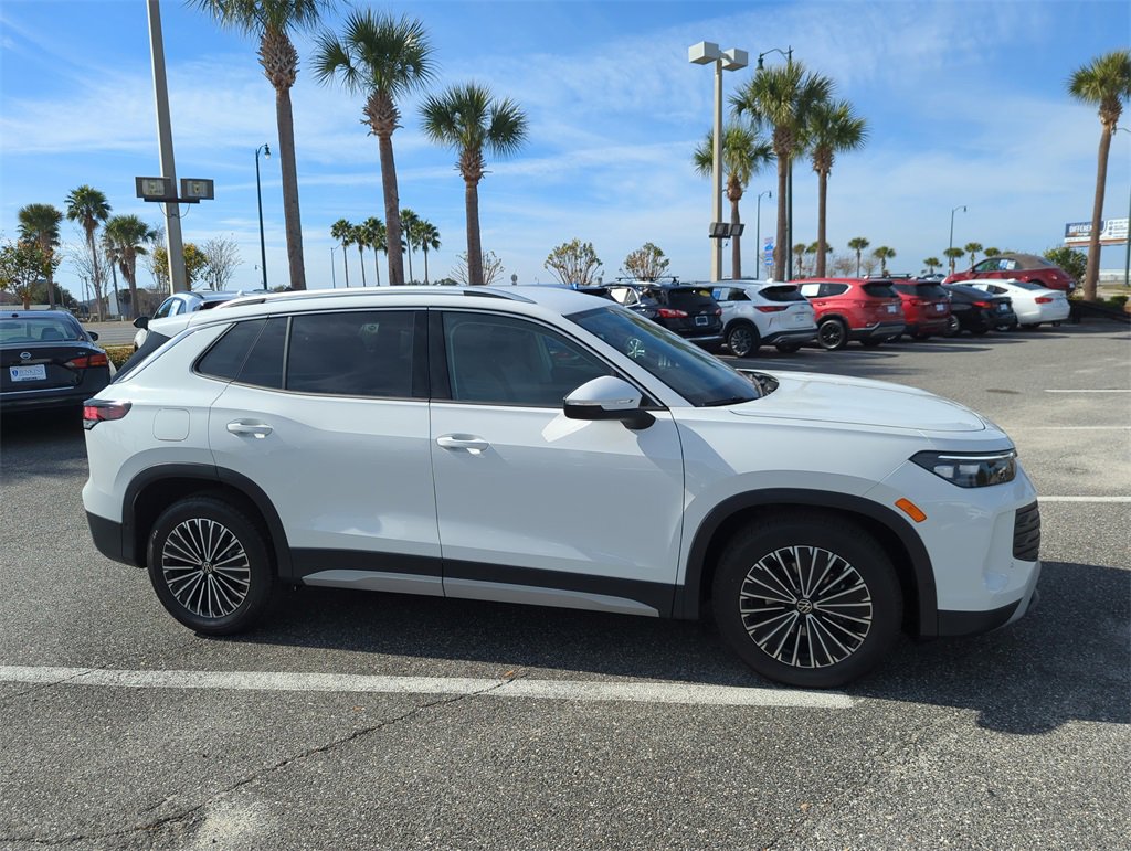 New 2026 Volkswagen Tiguan S image 2