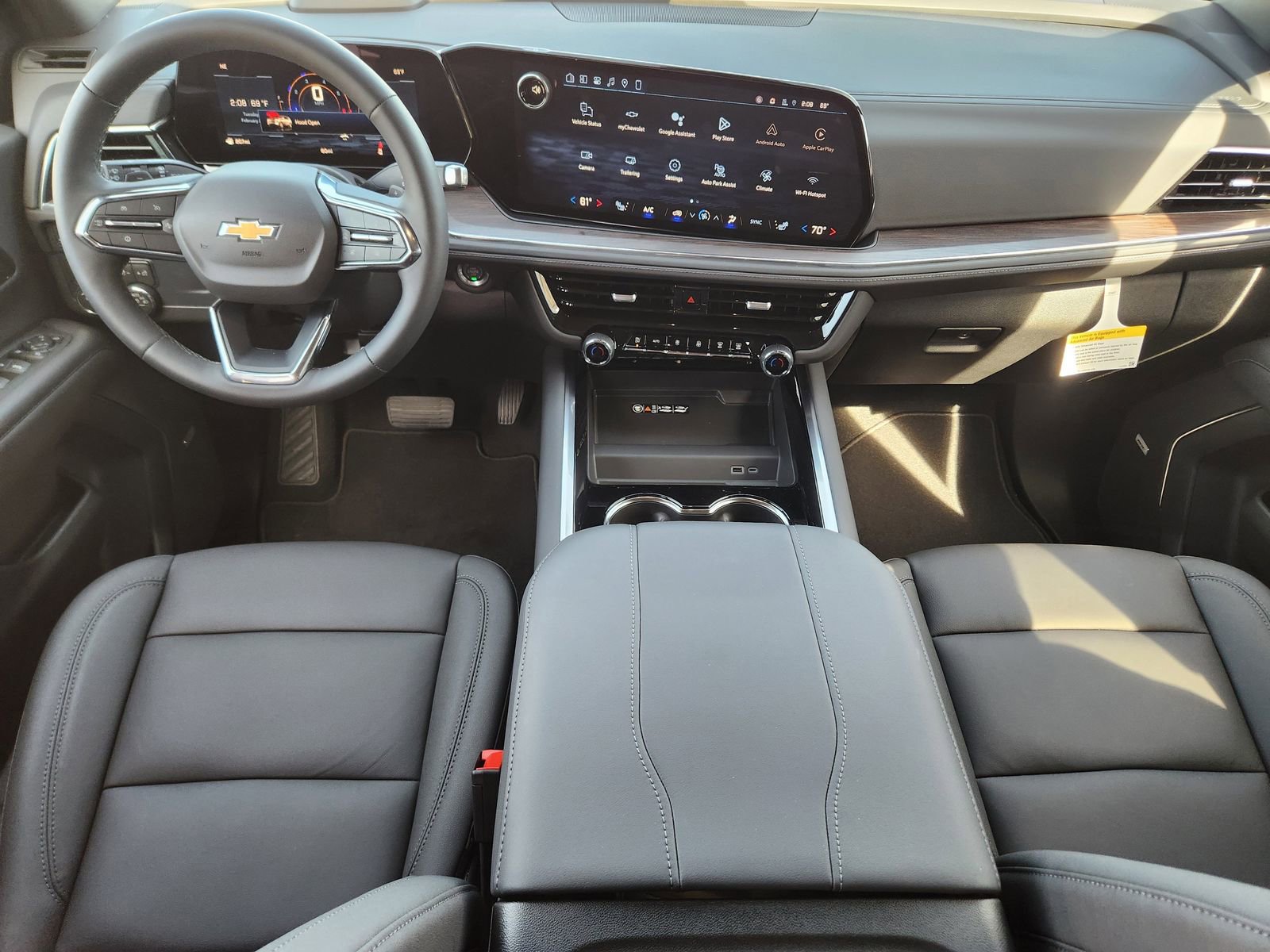 New 2026 Chevrolet Suburban LT w/ Comfort Package image 23