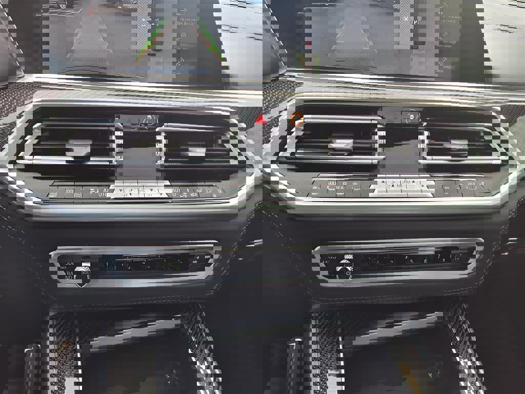 Used 2021 BMW X5 M w/ Executive Package image 12