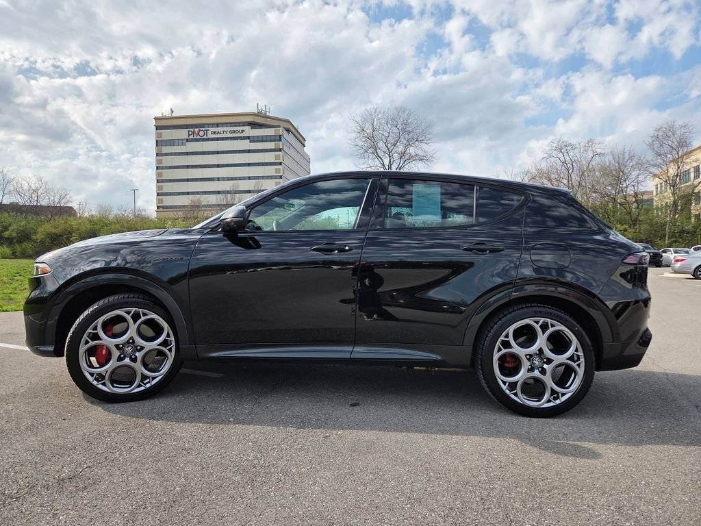 Used 2024 Alfa Romeo Tonale Veloce image 26