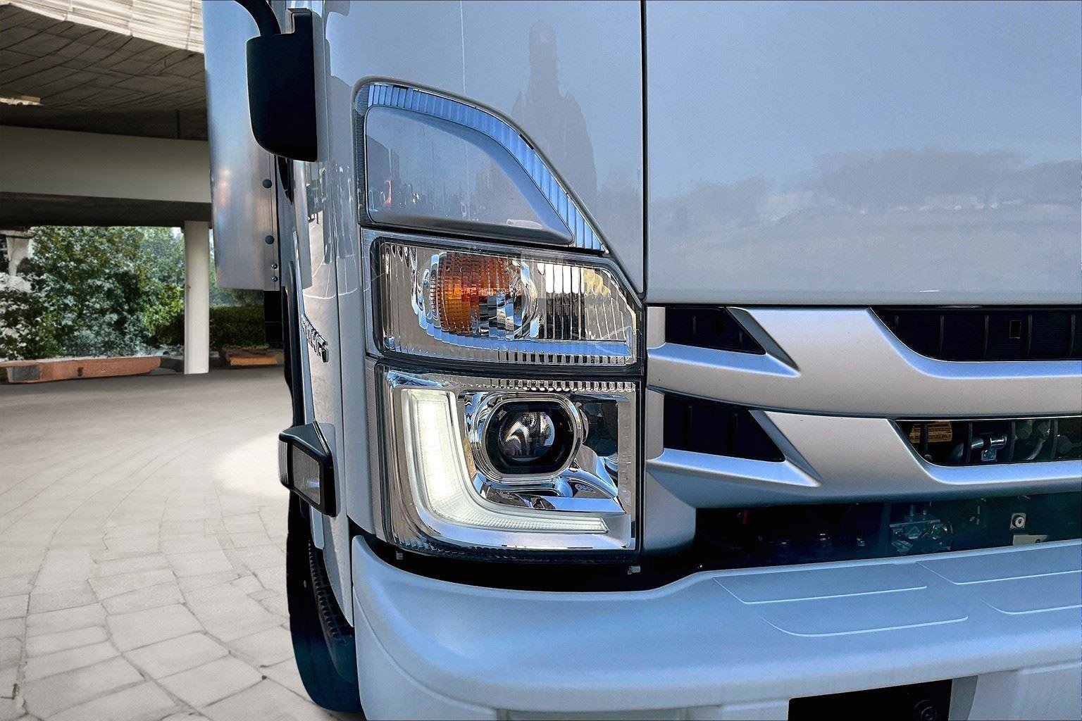New 2025 Chevrolet Low Cab Forward image 13