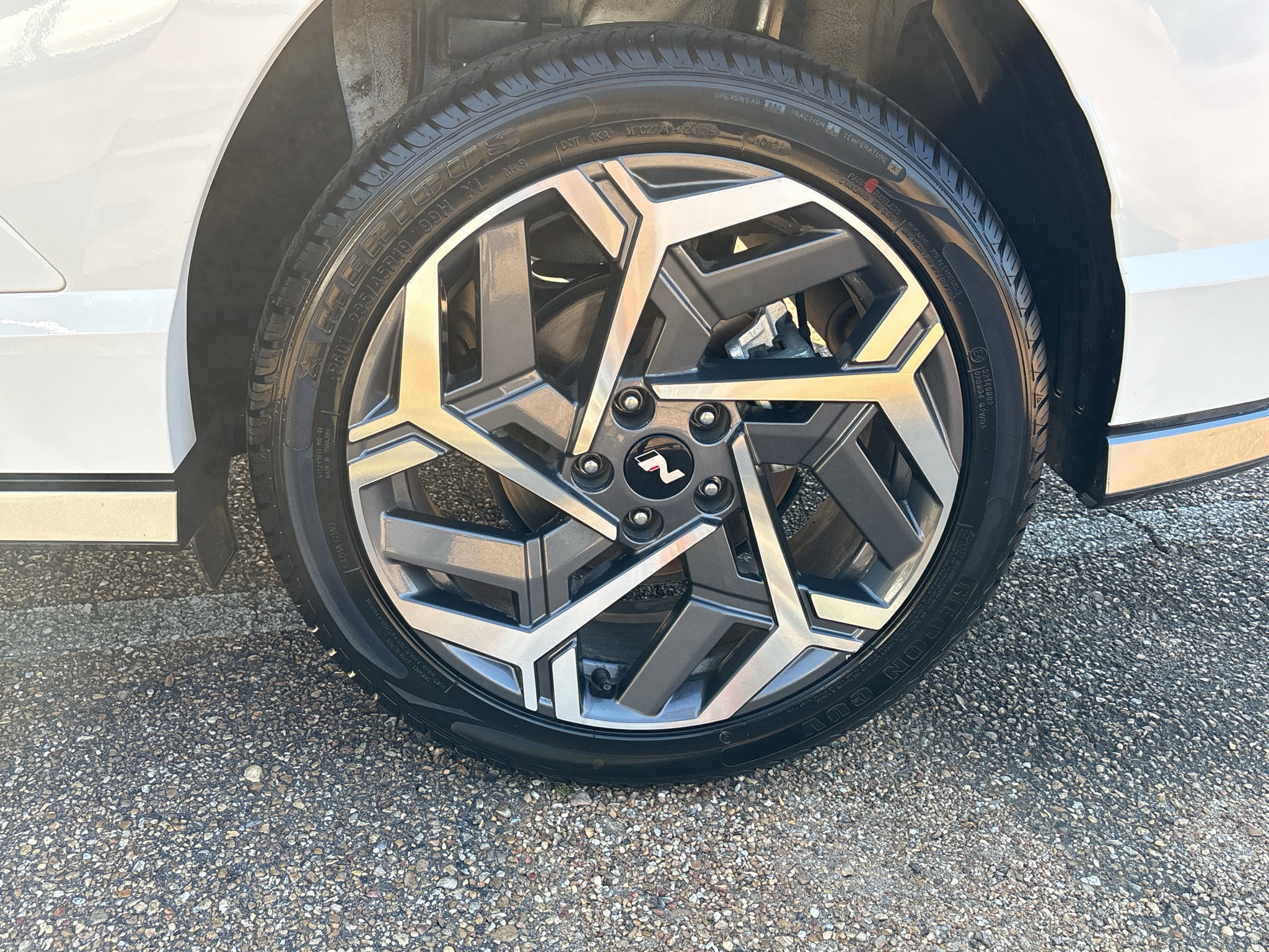 Used 2024 Hyundai Kona N Line FWD image 31