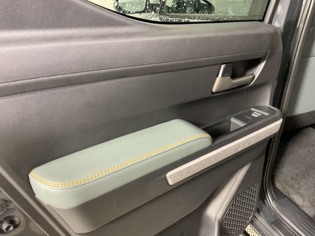 New 2026 Toyota Tacoma Trailhunter image 18