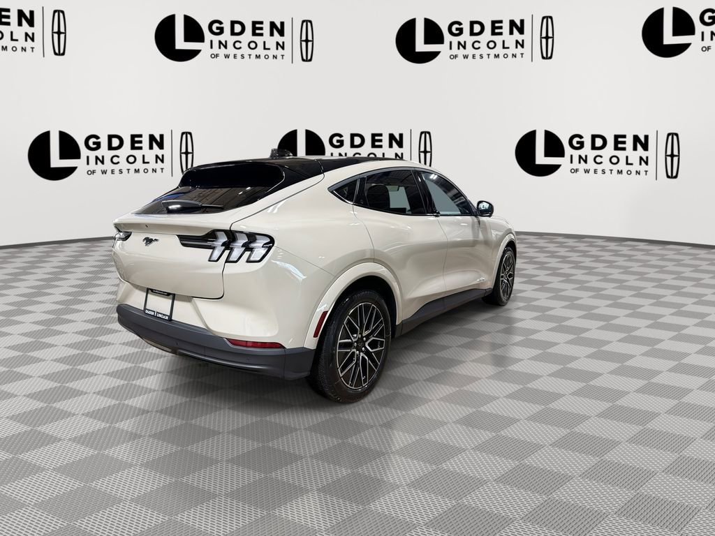 Used 2025 Ford Mustang Mach-E Premium image 8