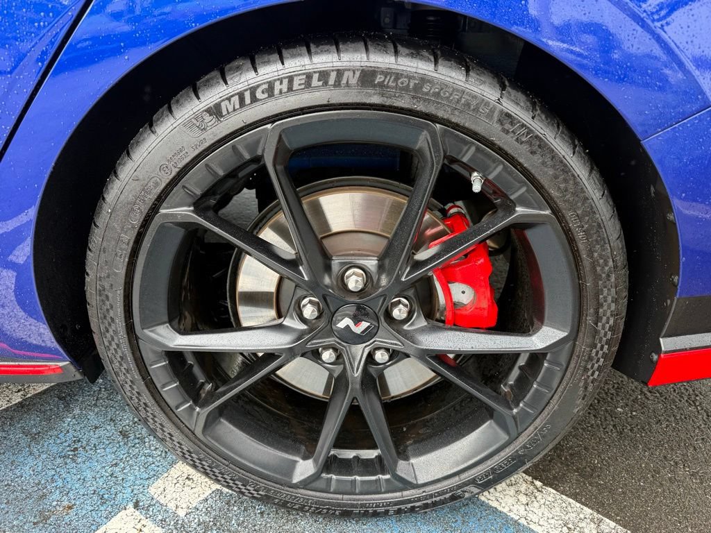Certified 2025 Hyundai Elantra N FWD image 31