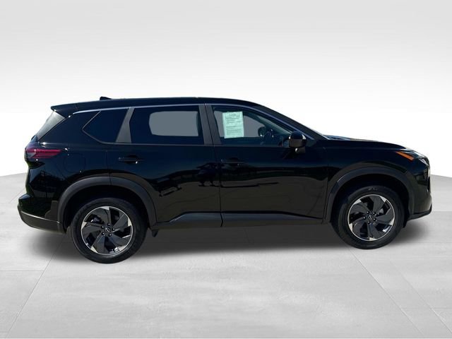 Used 2025 Nissan Rogue SV FWD image 11