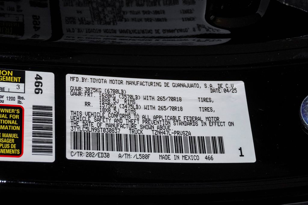 Used 2025 Toyota Tacoma TRD Pro image 36