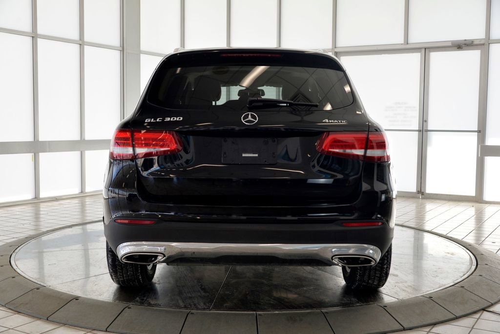 Used 2018 Mercedes-Benz GLC 300 4MATIC image 7