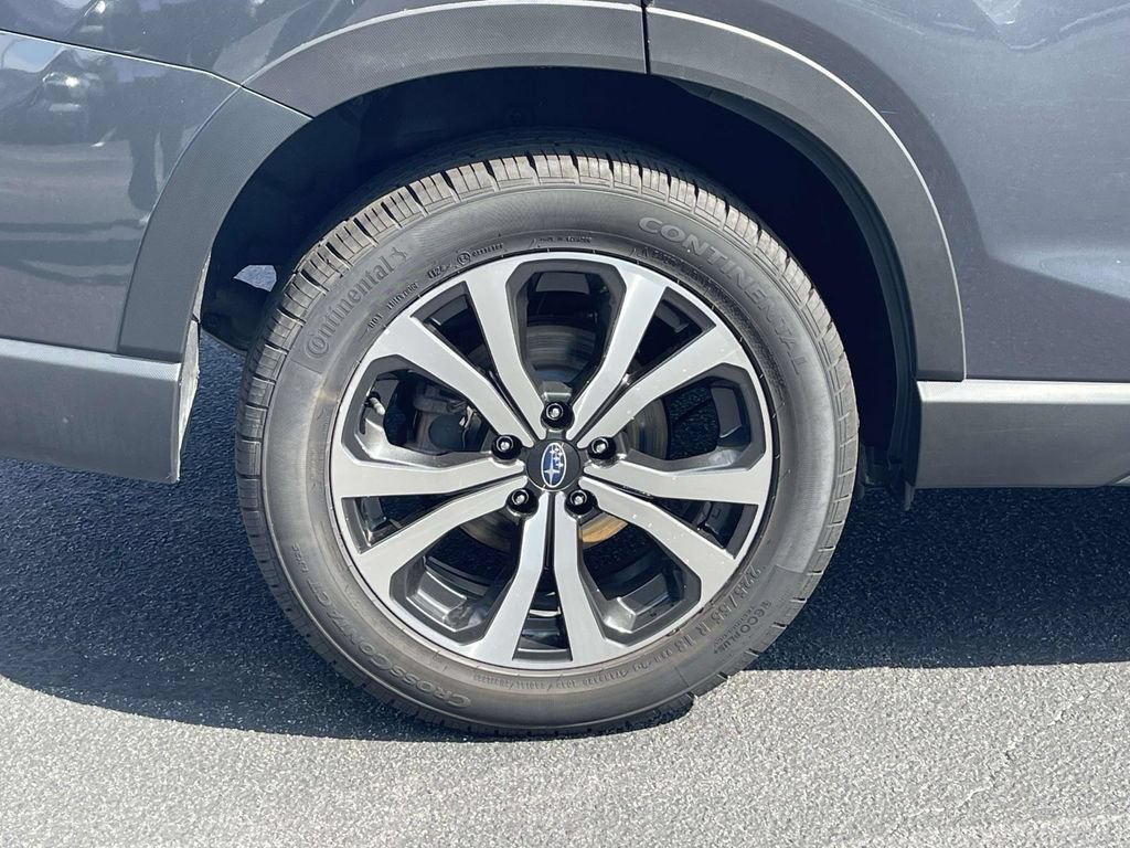 Used 2022 Subaru Forester Limited AWD/4WD image 9