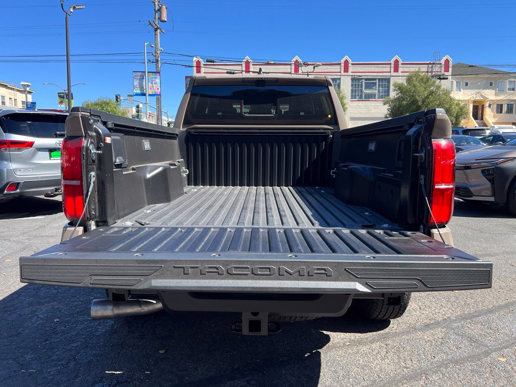 New 2026 Toyota Tacoma TRD Off-Road w/ TRD Off Road Premium Package AWD/4WD image 37