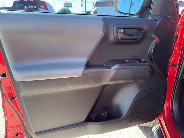 Used 2022 Toyota Tacoma SR w/ SX Package RWD image 25
