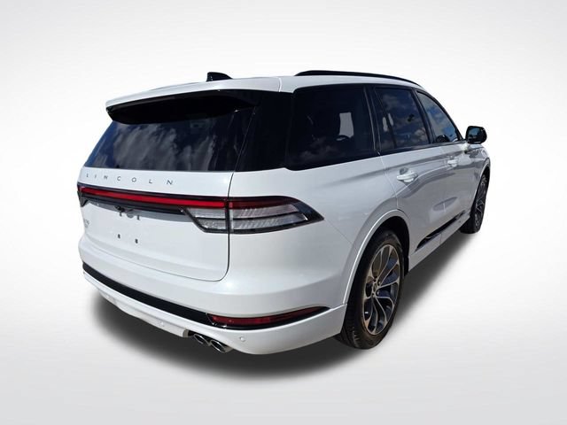 New 2026 Lincoln Aviator 2WD w/ Jet Appearance Package image 3